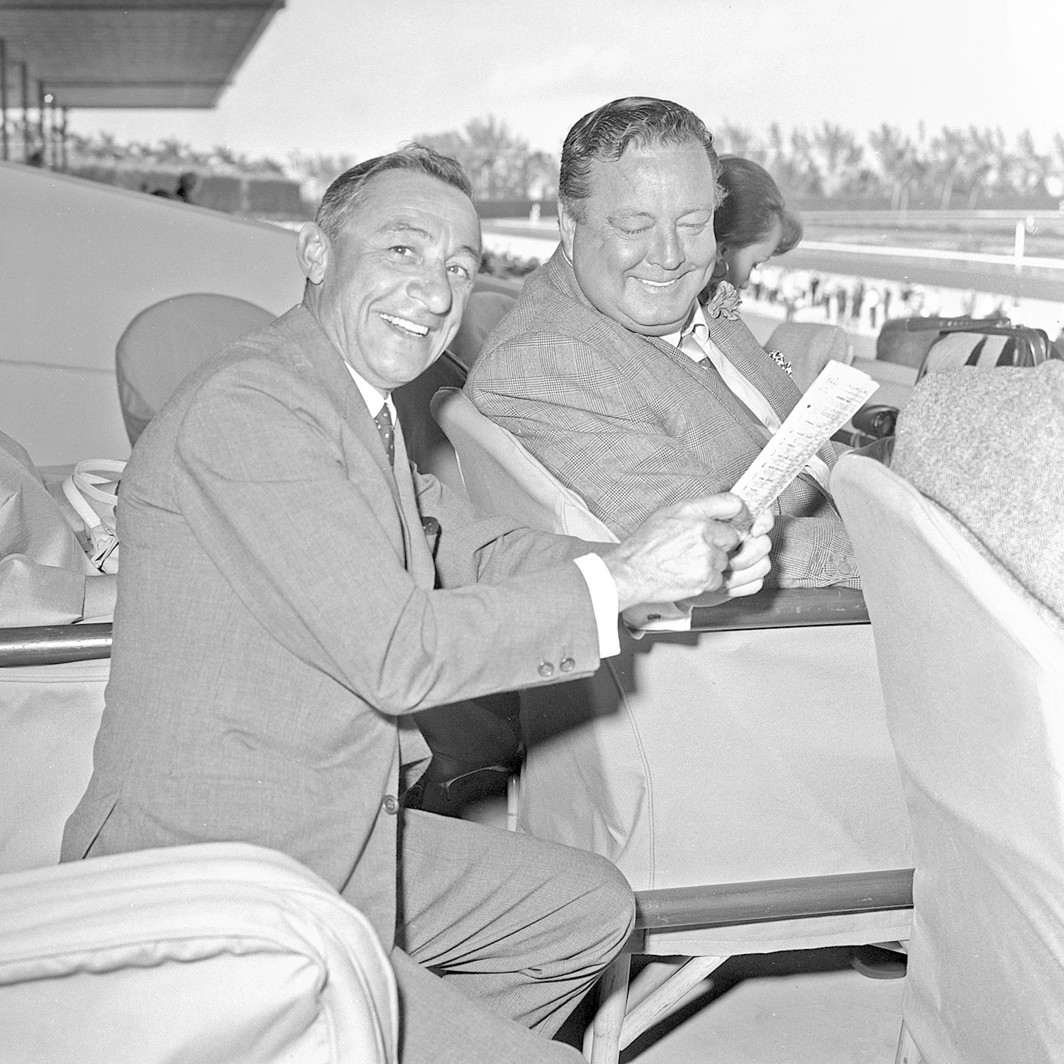 Eddie Arcaro and Jackie Gleason, Hialeah Park, February 1967 (Jim Raftery Turfotos)