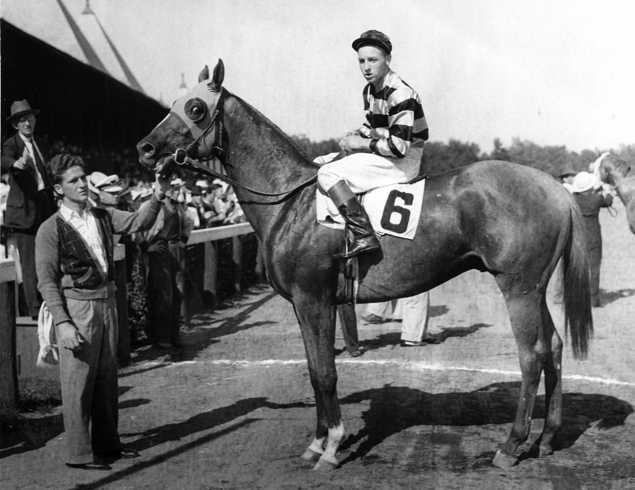 Eight Thirty (Wayne Wright up) in the winner's circle for the 1938 Flash Stakes at Saratoga (TurfPix/Museum Collection)