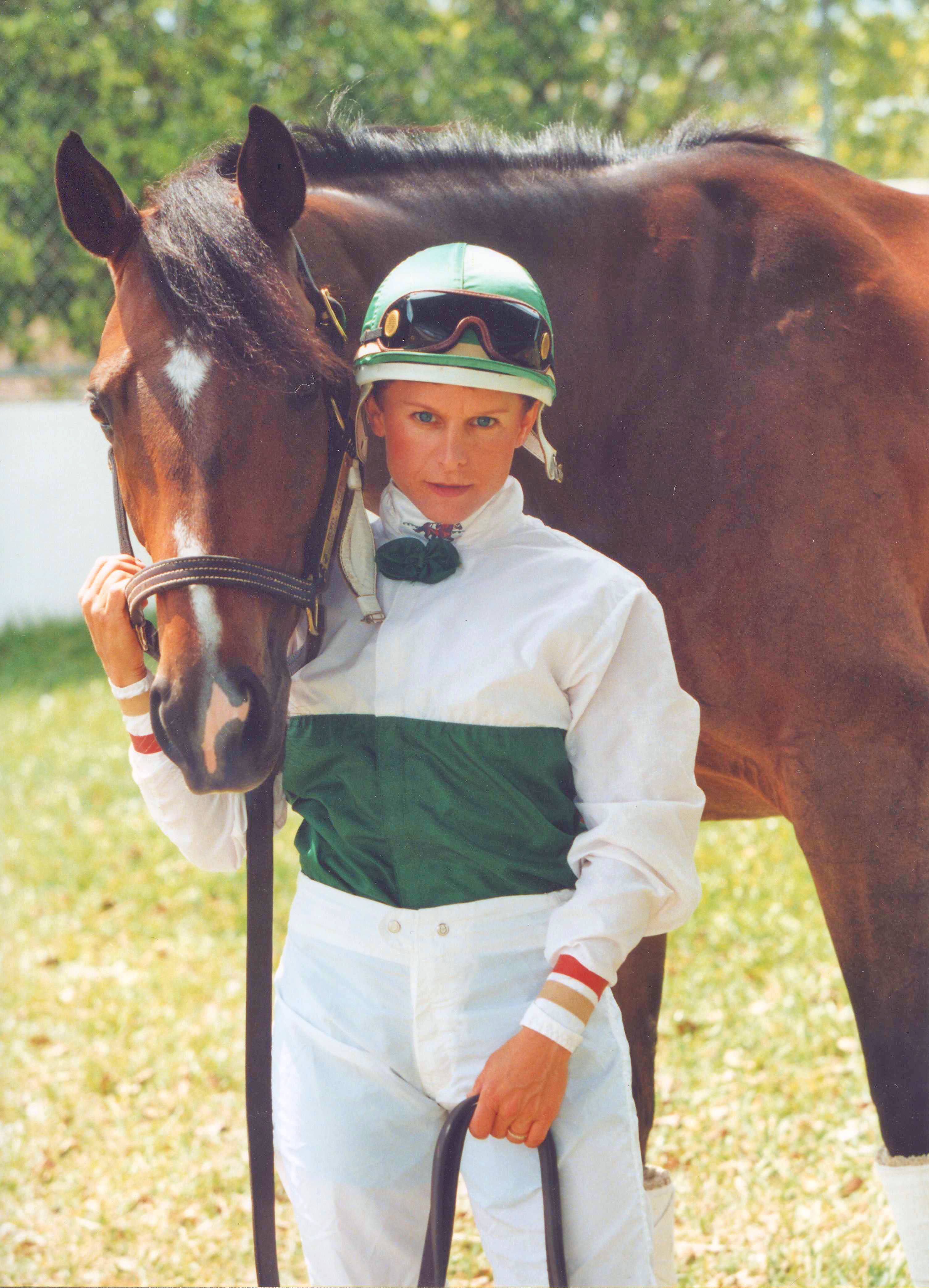 Julie Krone with Rory Creek, February 1997 (Barbara D. Livingston)