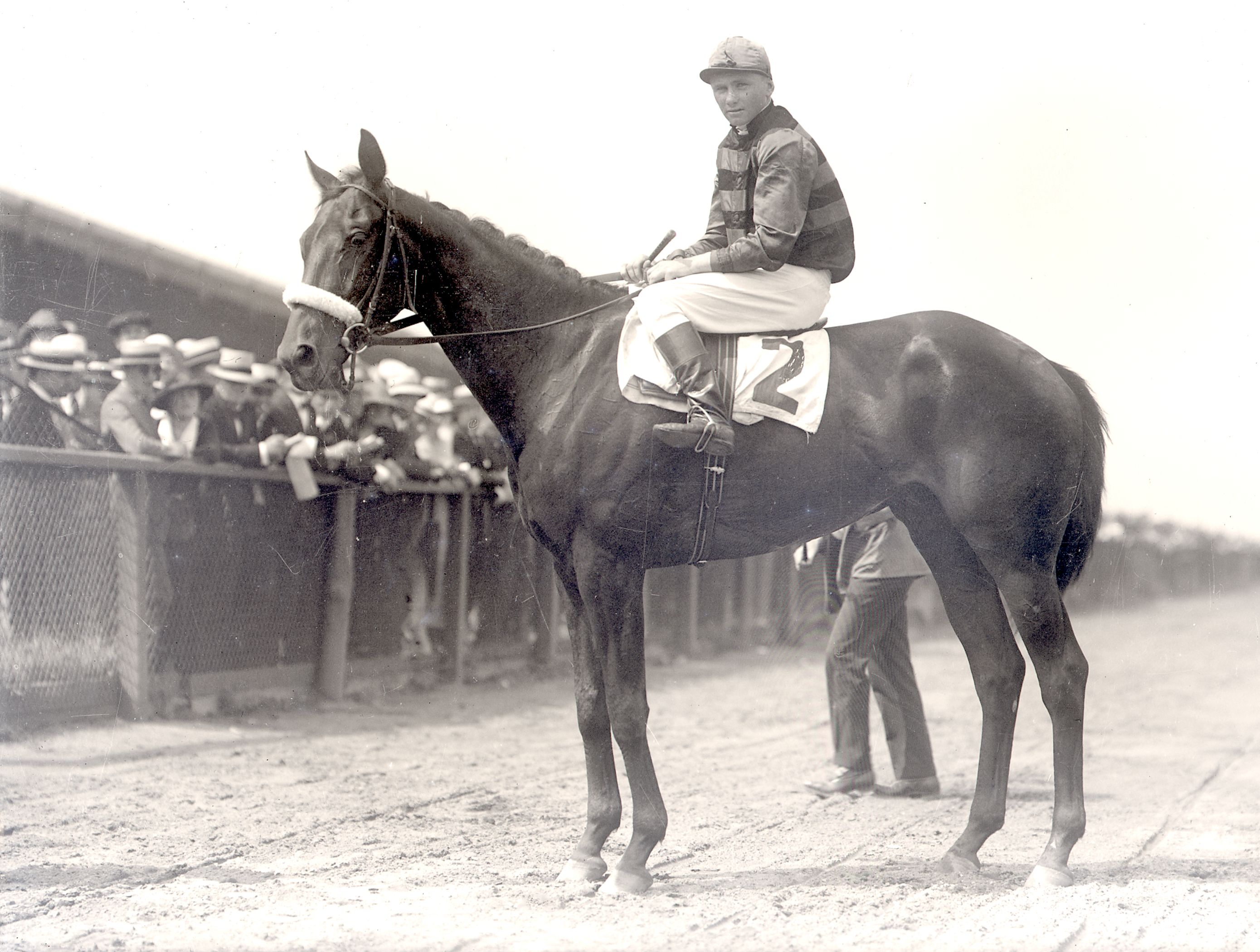 Earl Sande aboard Billy Kelly (Keeneland Library Cook Collection)