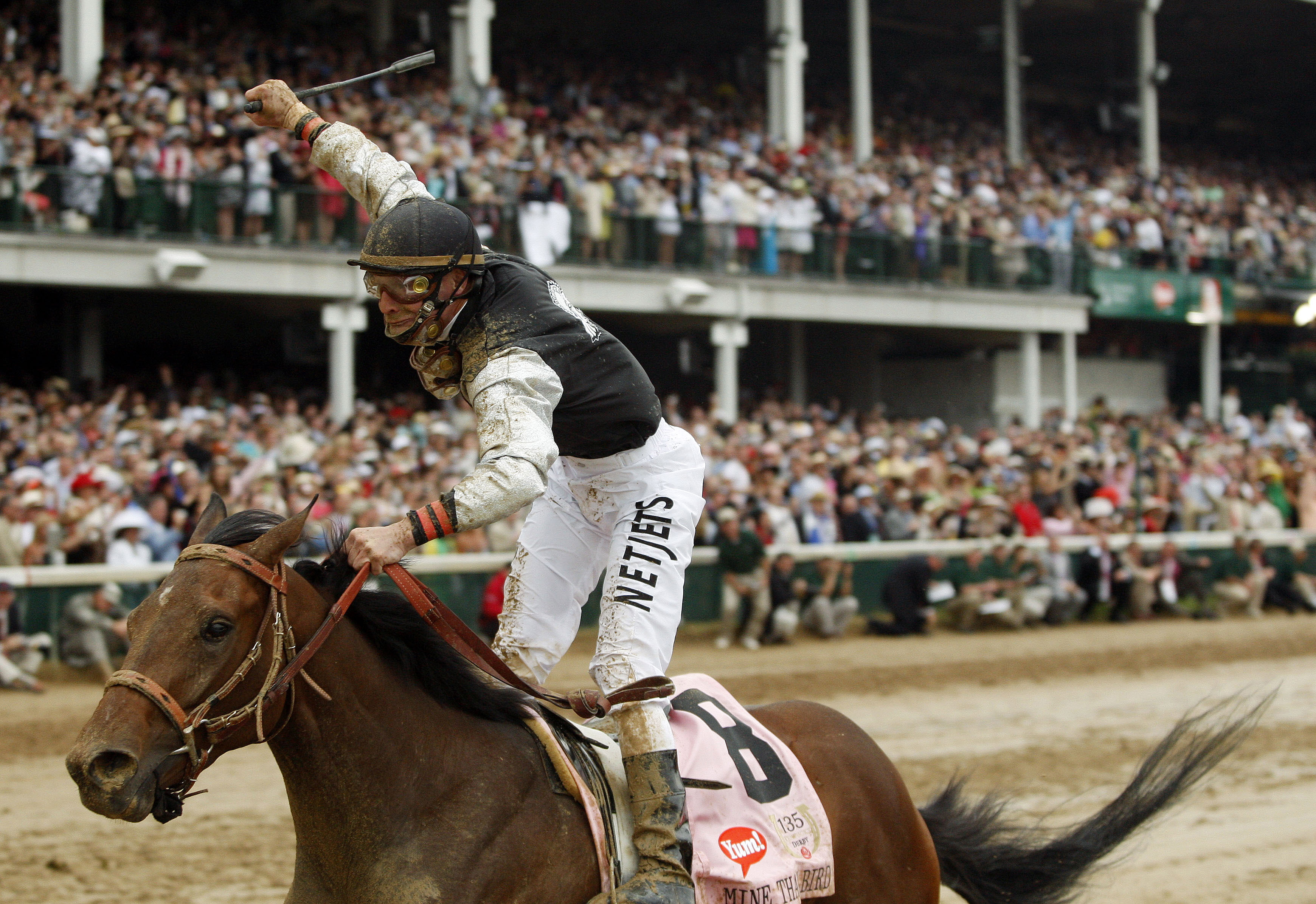 Mine That Bird, Calvin Borel up, wins the 2009 Kentucky Derby at Churchill Downs (Associated Press Photo)