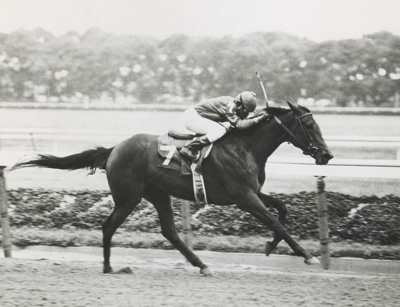 Jorge Velasquez and Davona Dale in 1979 (Photo Communications/Museum Collection)