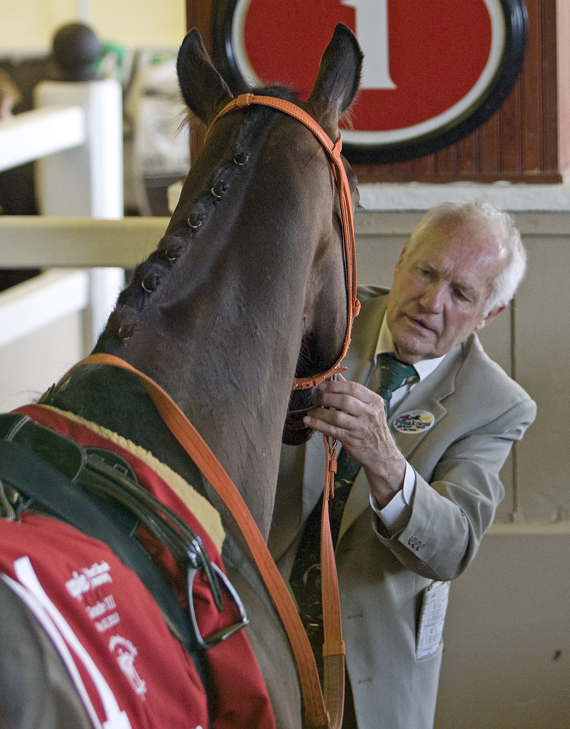 King Leatherbury saddling up Kens Cape for the Chick Lang Stakes at Pimlico, May 2010 (Barbara D. Livingston)