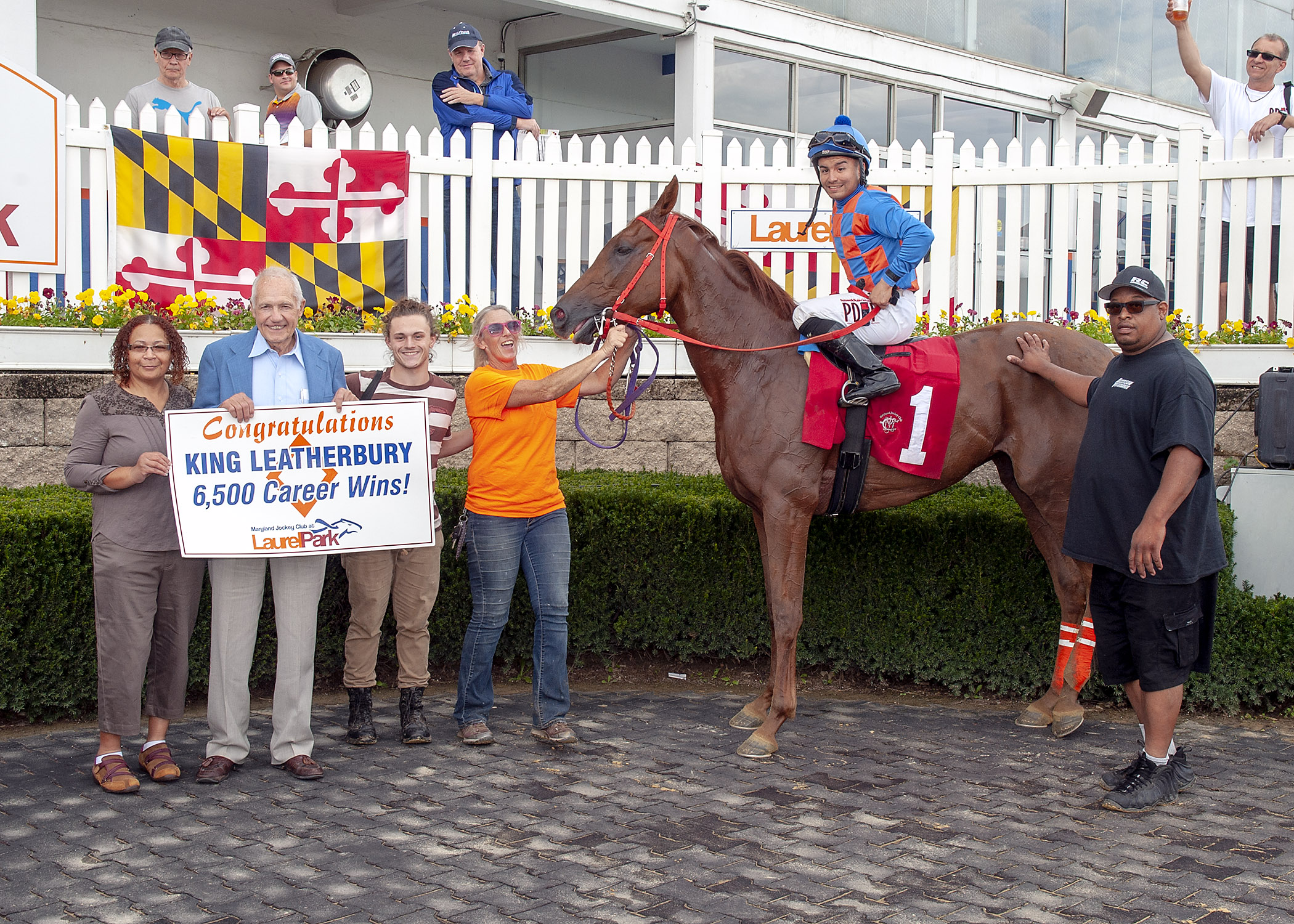 King Leatherbury celebrates his 6,500th career win with Happy Lantern at Laurel Park, Sept. 22, 2018 (Maryland Jockey Club)